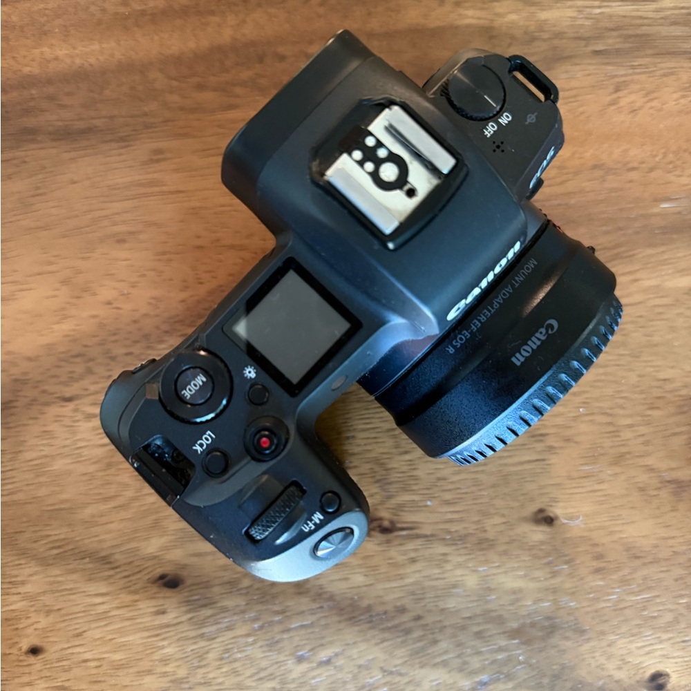 📸 SOLD - Canon EOS R Full-Frame Mirrorless Camera – Excellent Condition! - Picture 4 of 7